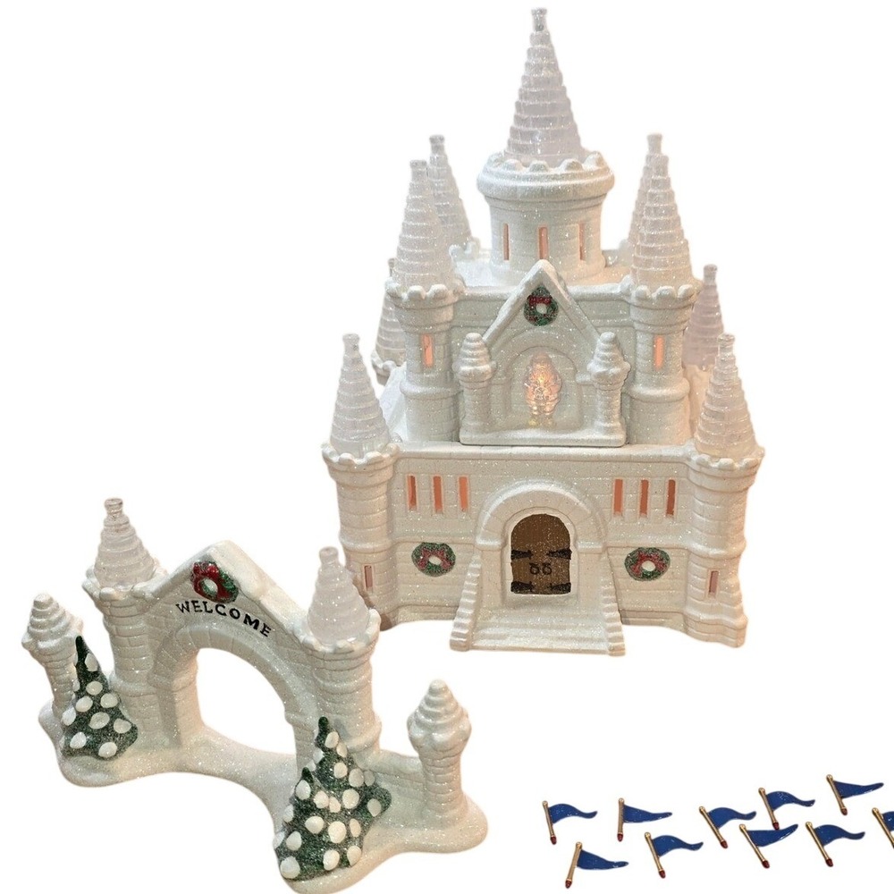 Department 56 Original Snow Village Snow Carnival Ice Palace #54850 with Box